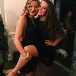 Meet your Posher, Madalina